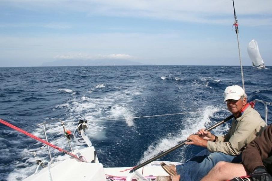 [Immagine: 2010119212347_verso laGiraglia.jpg]